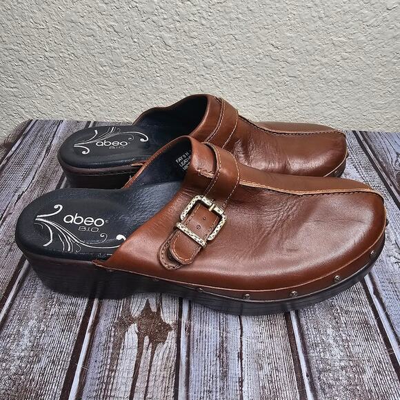 Abeo b.i.o. brown Fay nonslip slip on nursing clogs buckle leather size 9 - Picture 4 of 9